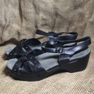Dansko Black Leather Wedge Sandal Slip on Professi